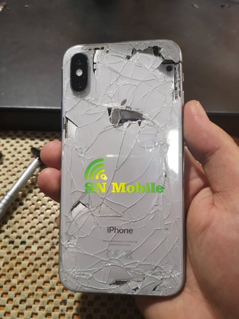 Смяна на задно стъкло на iphone